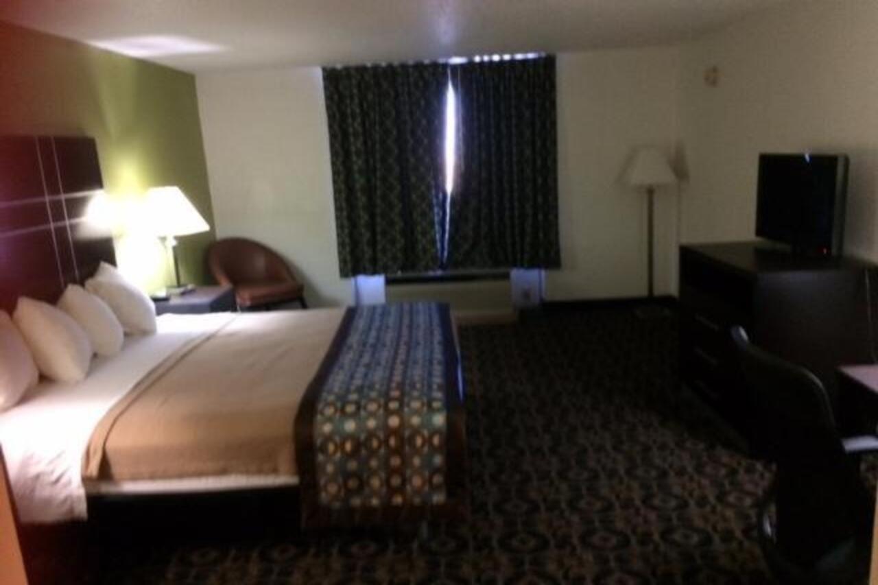 Travelodge By Wyndham トリントン エクステリア 写真